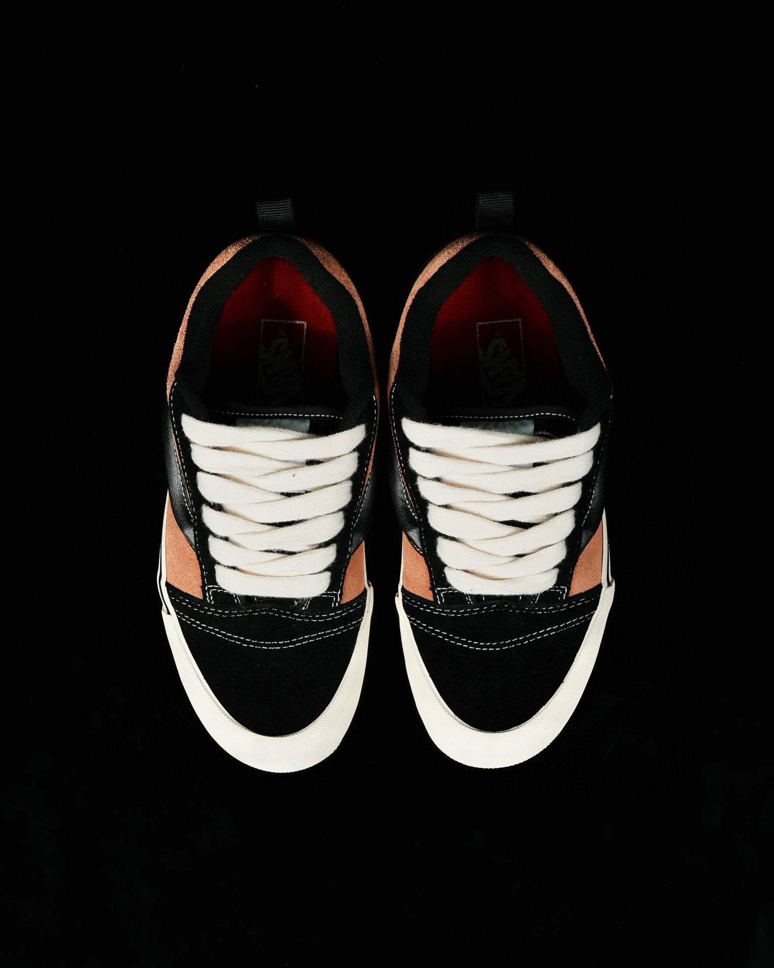 Vans Knu-Skool x Disney