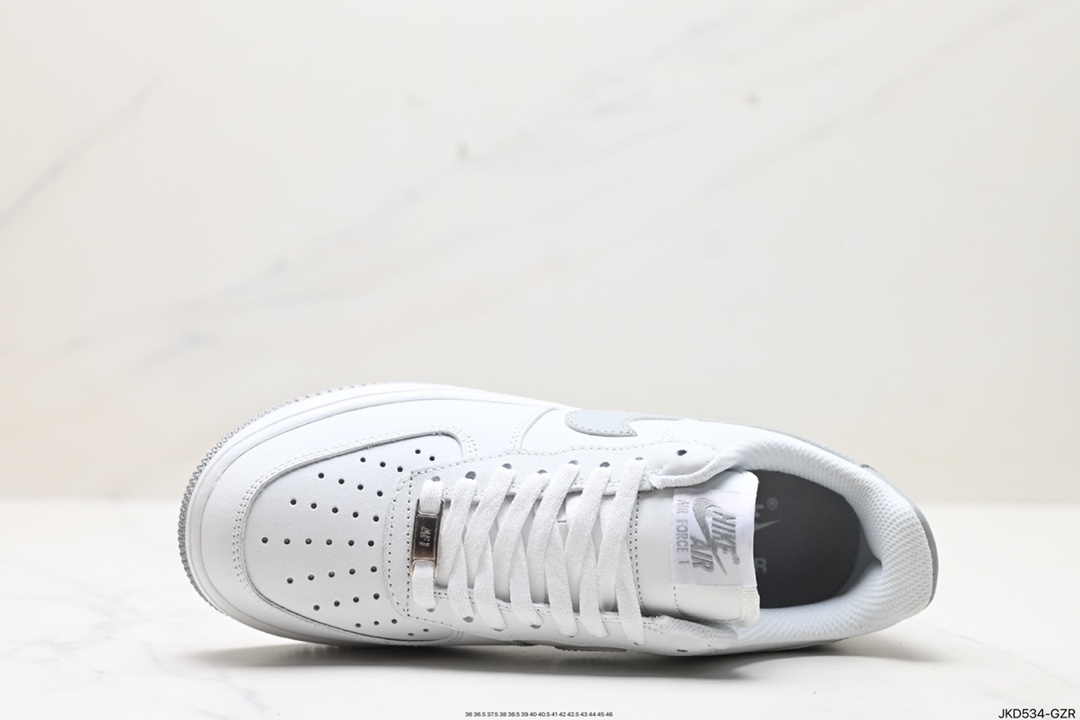 Nike Air Force 1 '07 white and grey