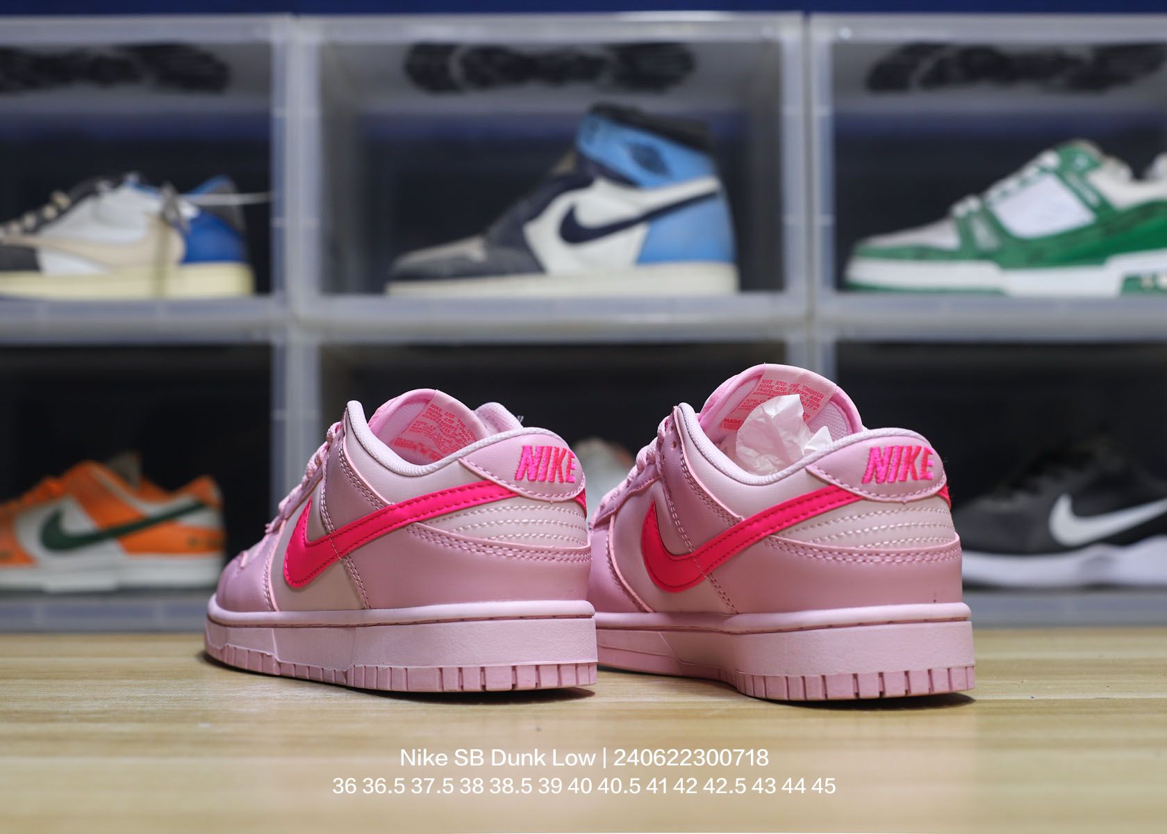 Nike SB Dunk Low pink