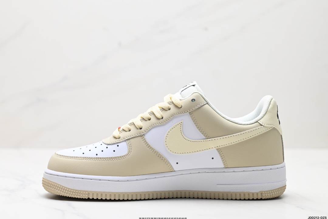 Nike Air Force 1 '07 FN7439-133 white cream