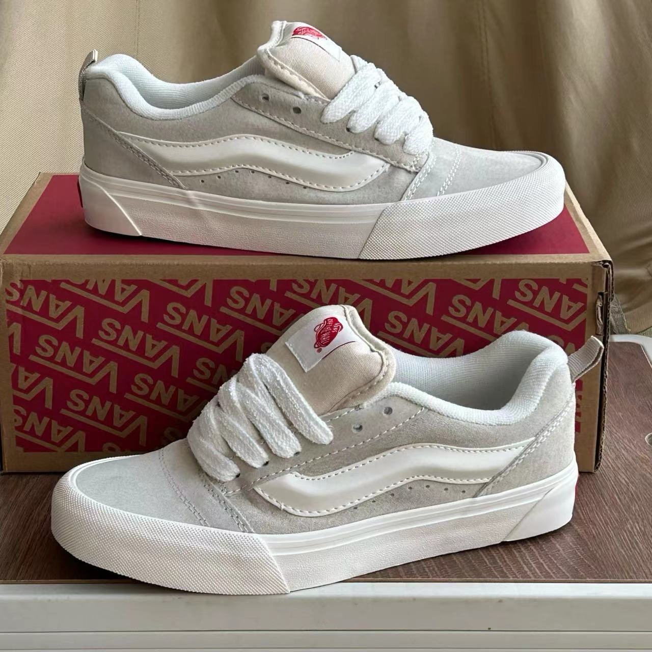 Vans Knu-Skool grey white