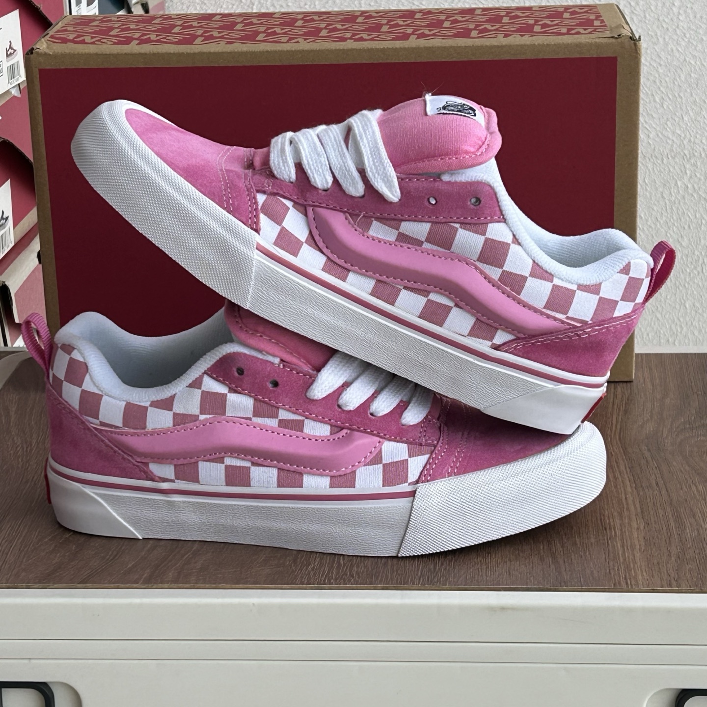 Vans Knu Skool peach