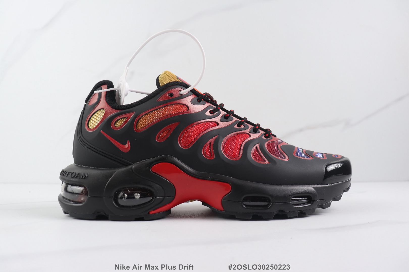 Nike Air Max Plus Drift black red purple
