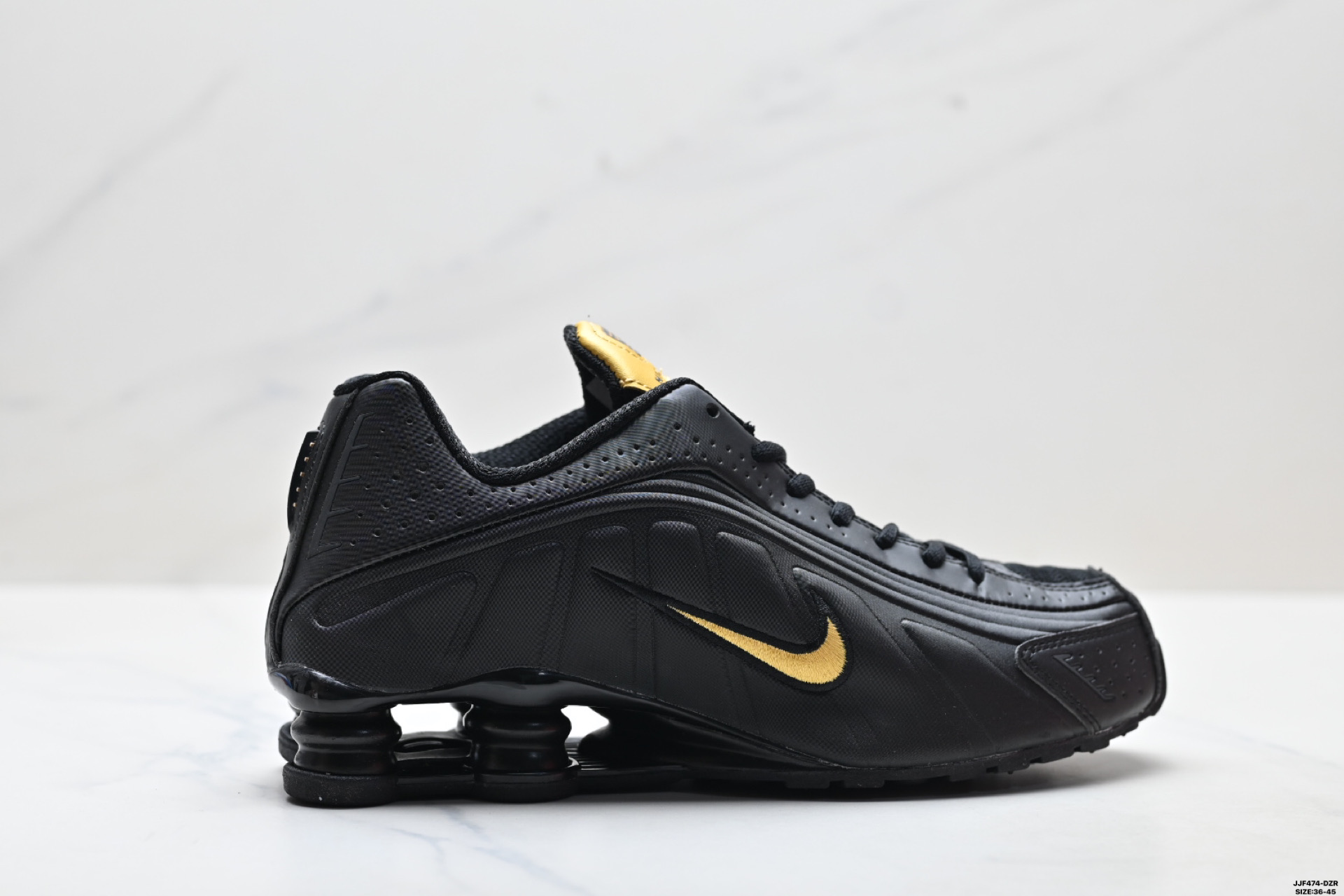 Nike Shox R4 black