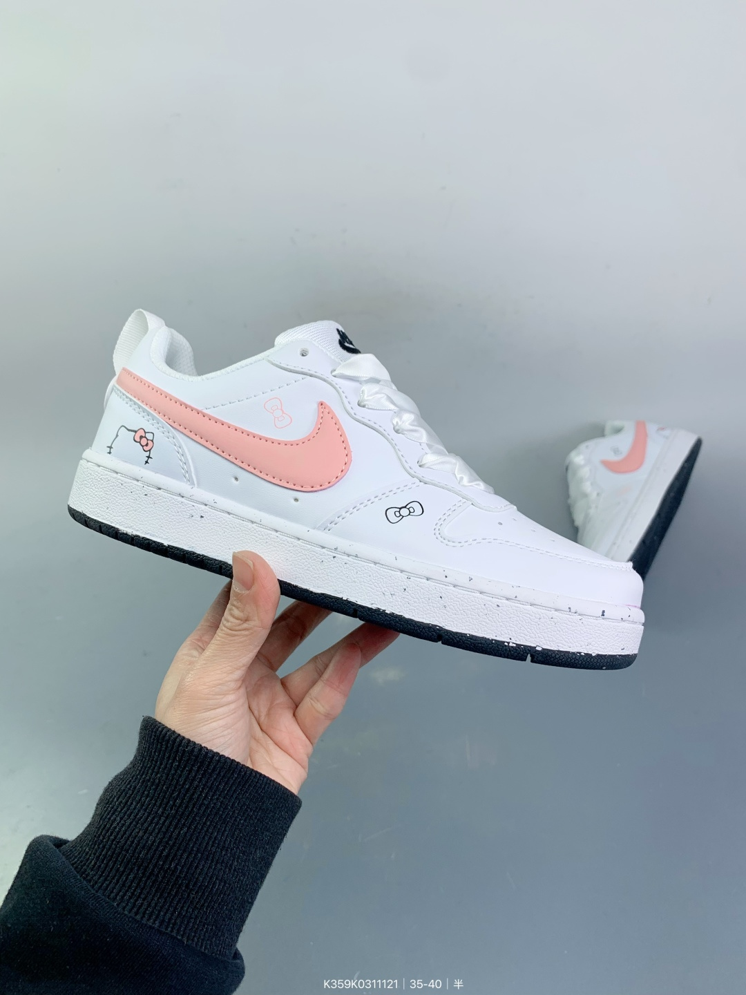 Nike Court Borough low x Hello Kitty