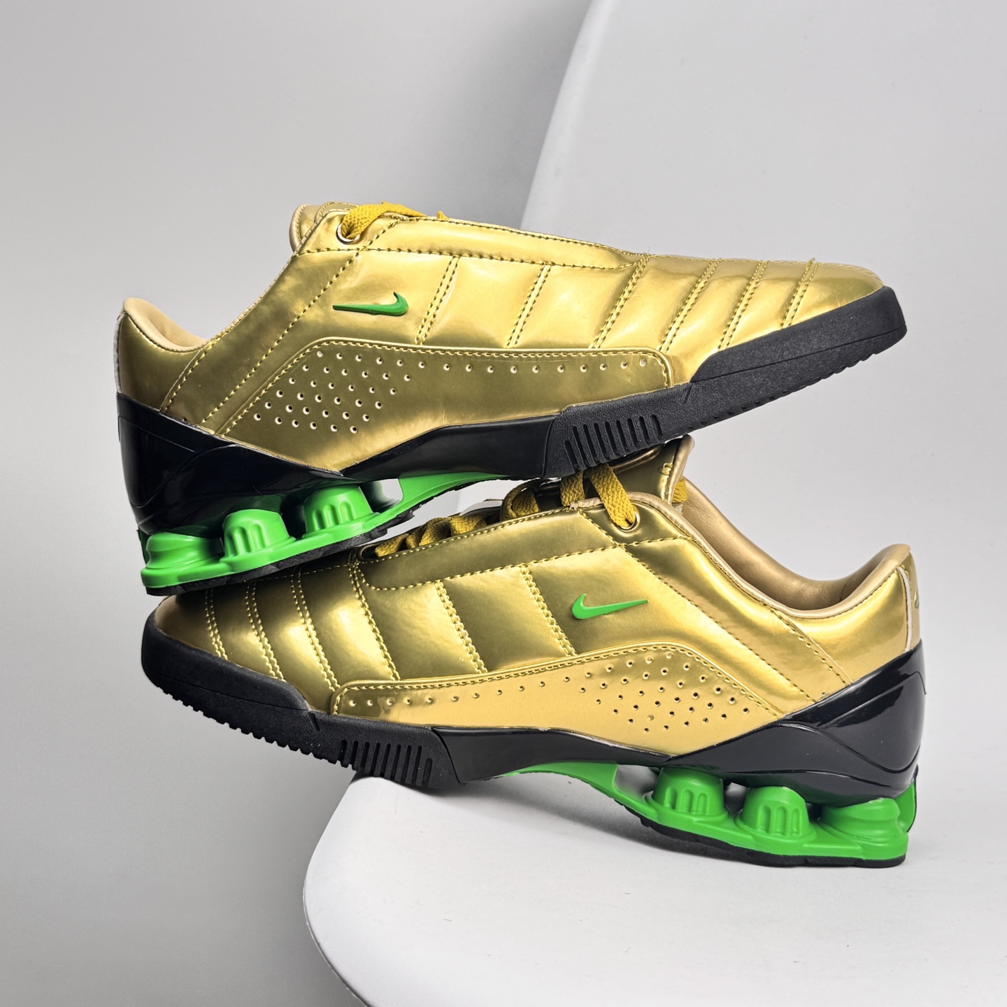 Nike Total 90 Shox Metallic Gold/Green