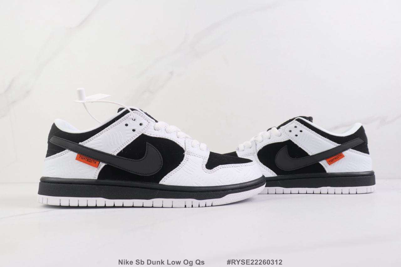 Nike SB Dunk Low x TIGHTBOOTH