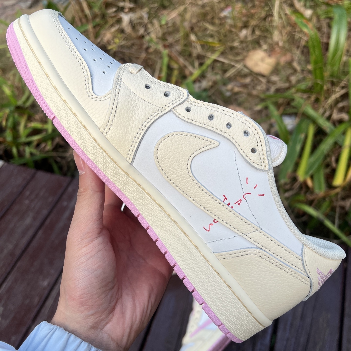 Nike Air Jordan 1 Low OG SP x Travis Scott Pink Sail