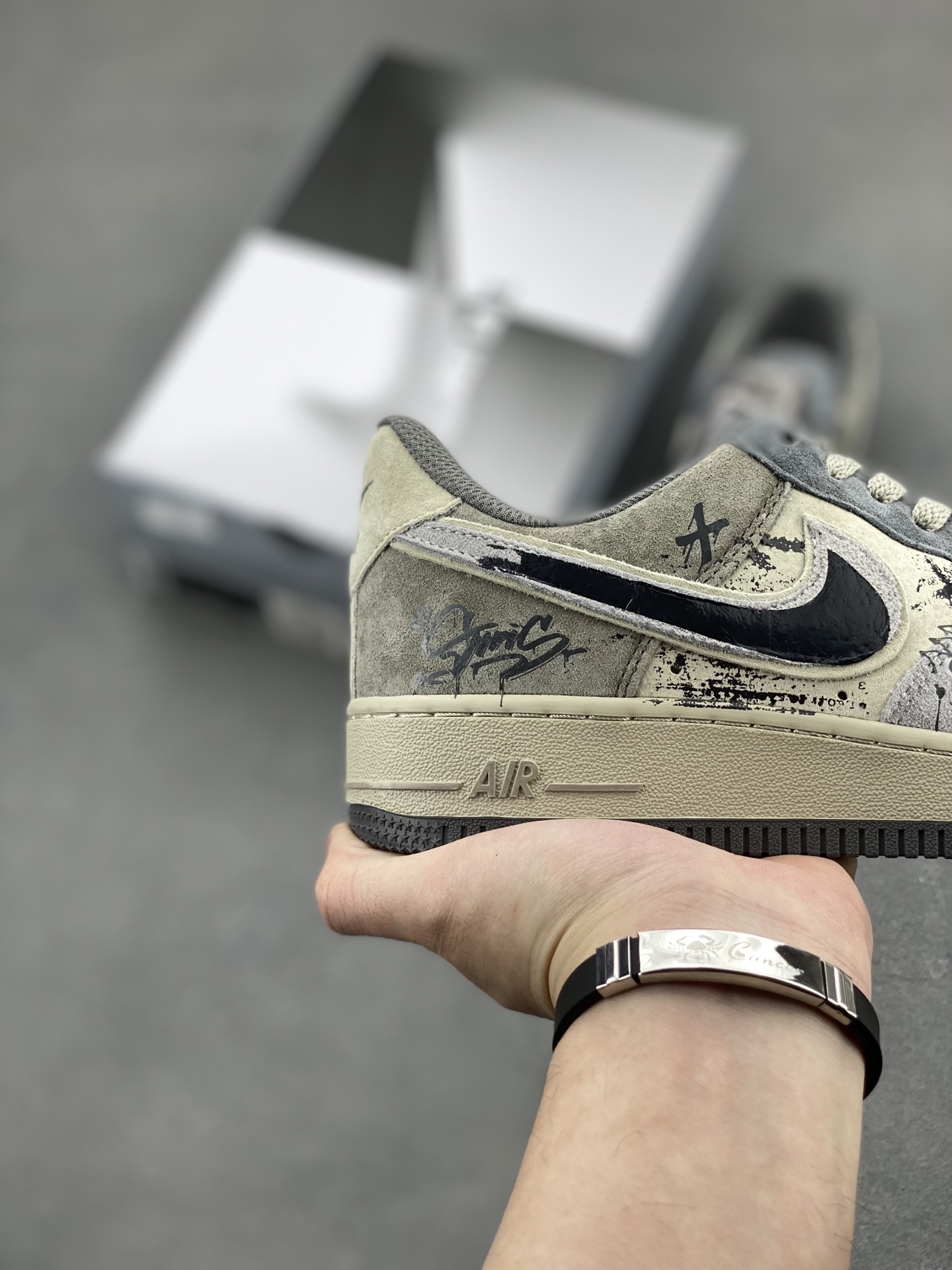 Nike Air Force 1 '07 Dark Skull