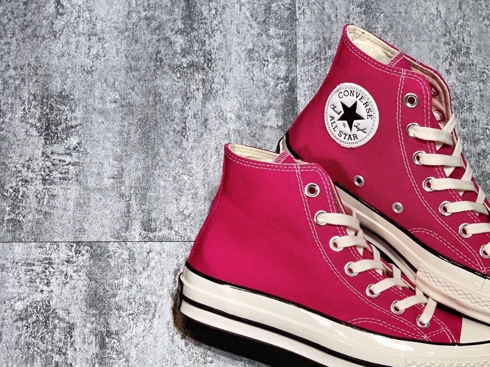 Converse 1970 dark pink girl