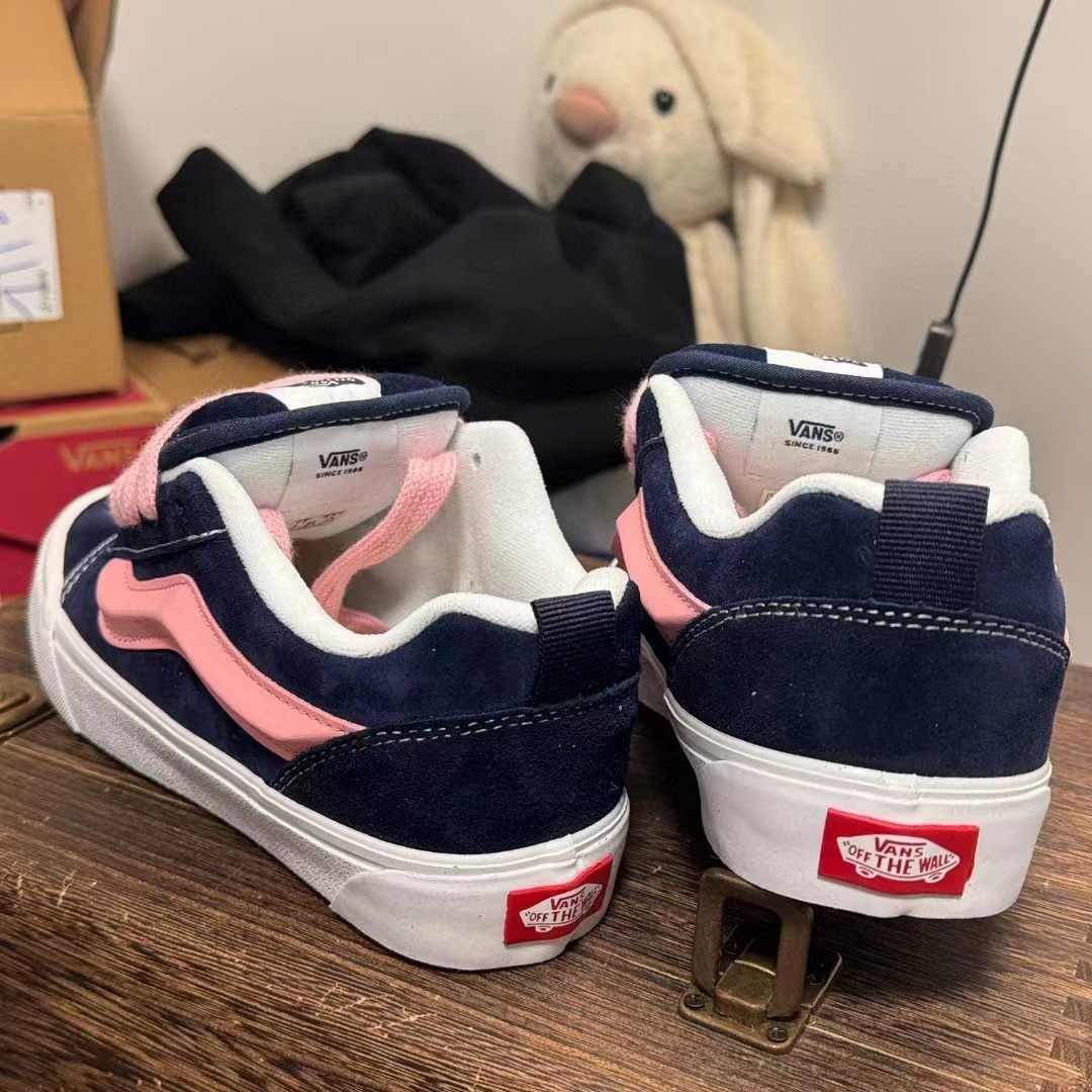 Vans Knu-Skool VR3 LX blue