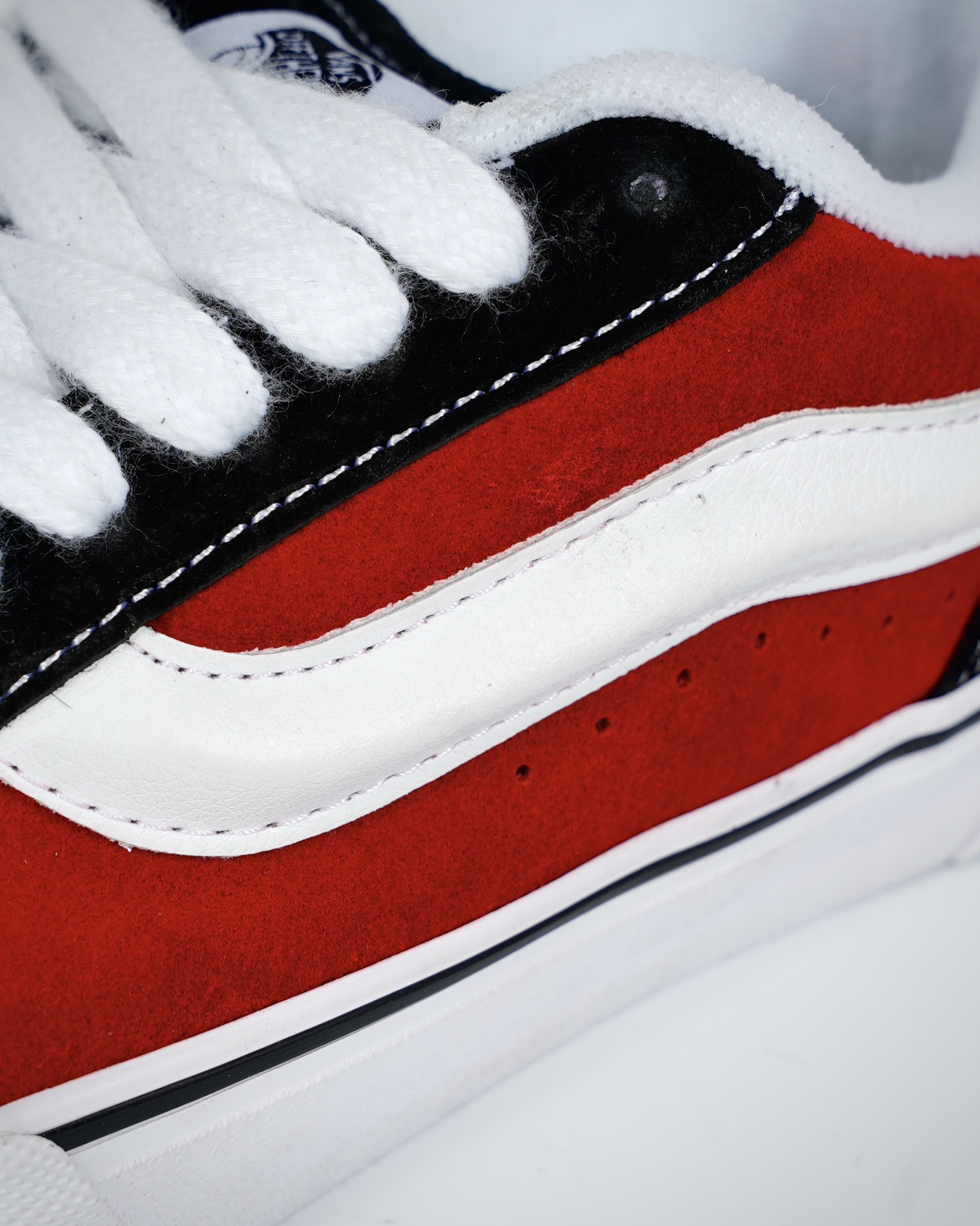 Vans Knu-Skool VR3 LX red black