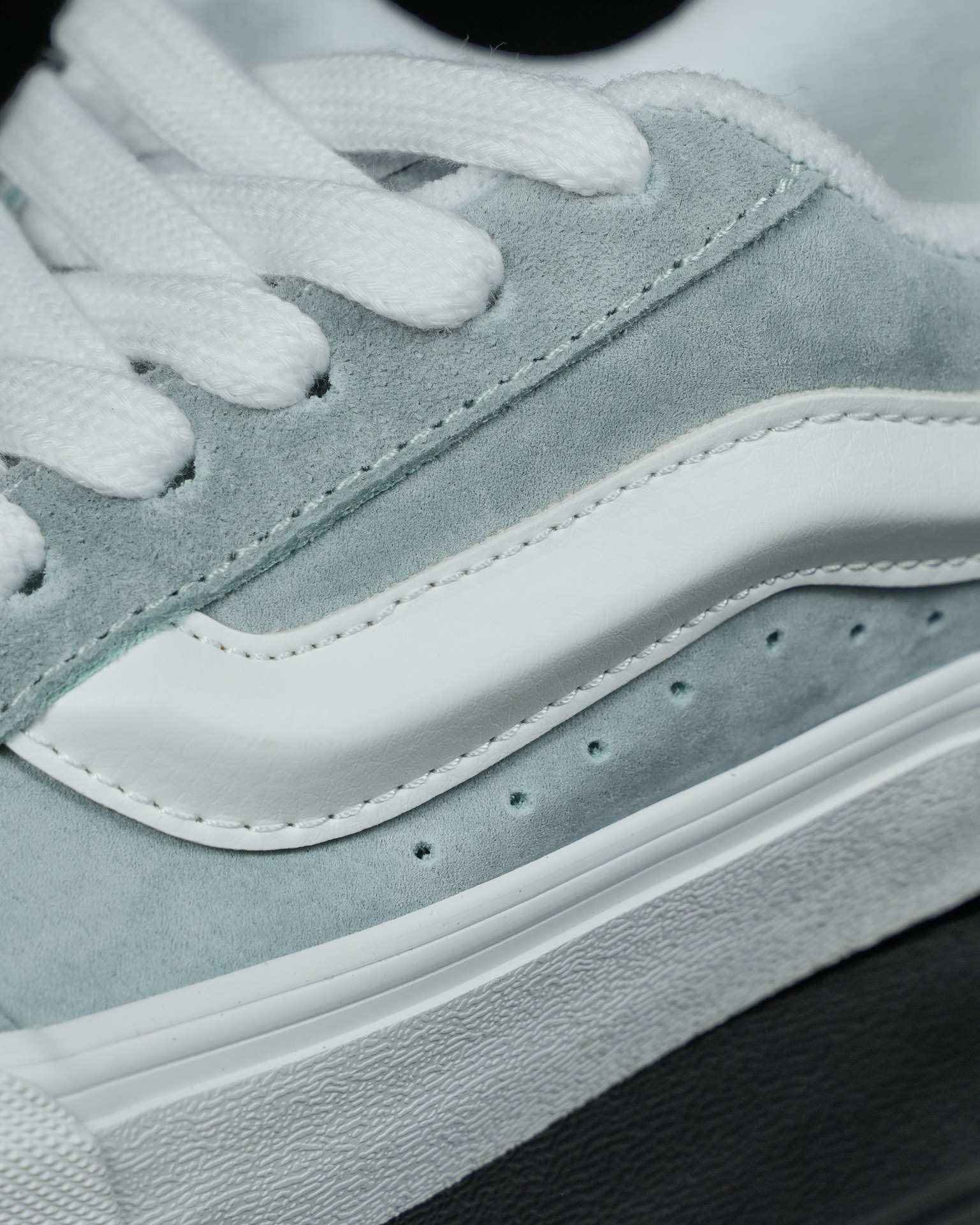 Vans Knu-Skool VR3 LX VN000CS0M81