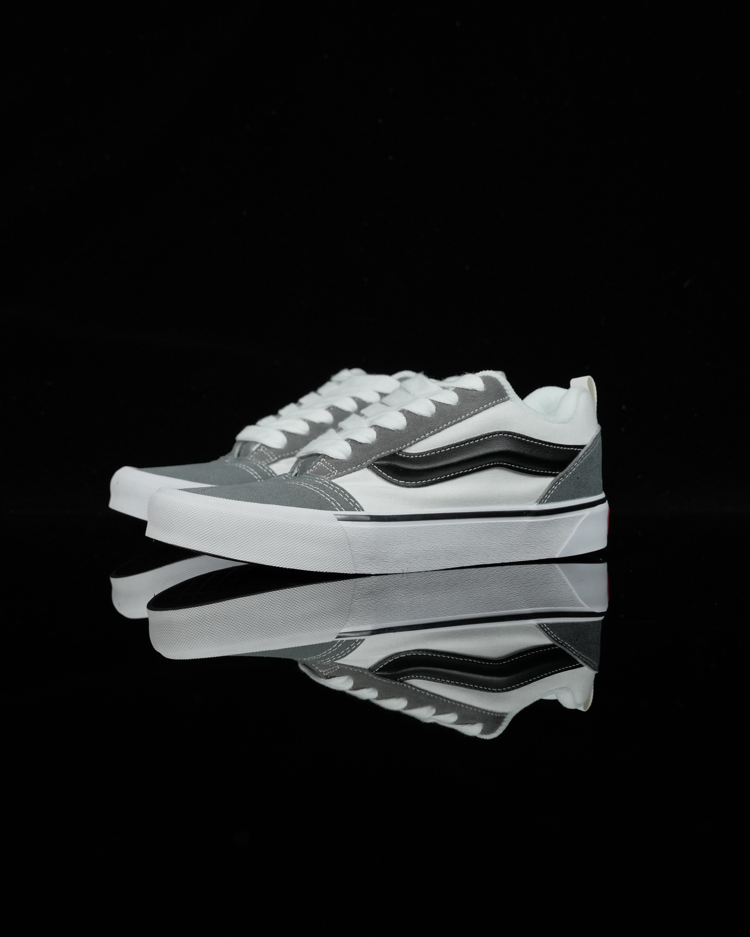 Vans Knu-Skool grey white black