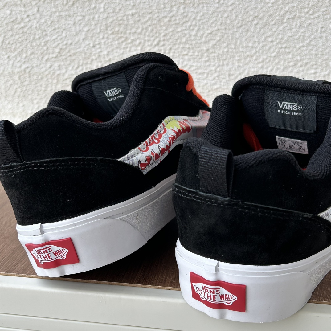 Vans Knu-Skool VN009QCBF21
