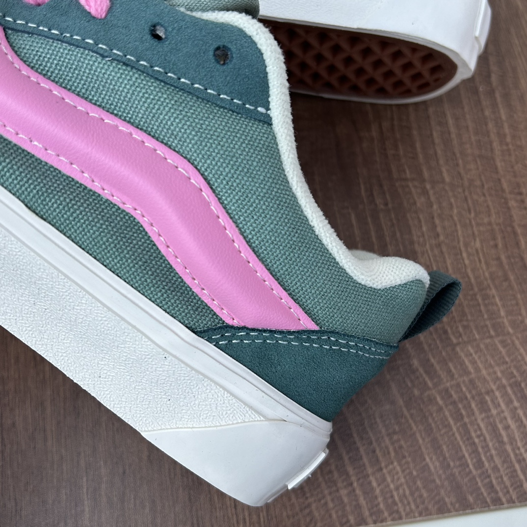 Vans Knu Skool x Peaches dark green pink