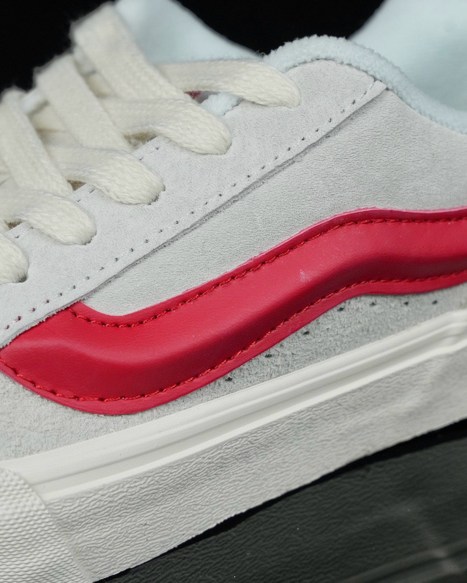 Vans Knu Skool cream white red