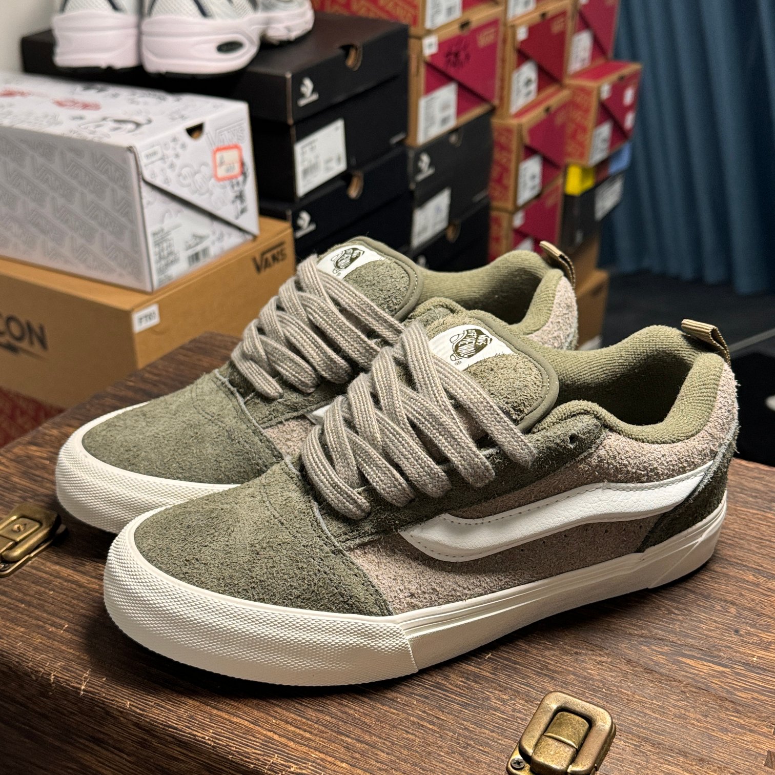 Vans Knu-Skool green gray