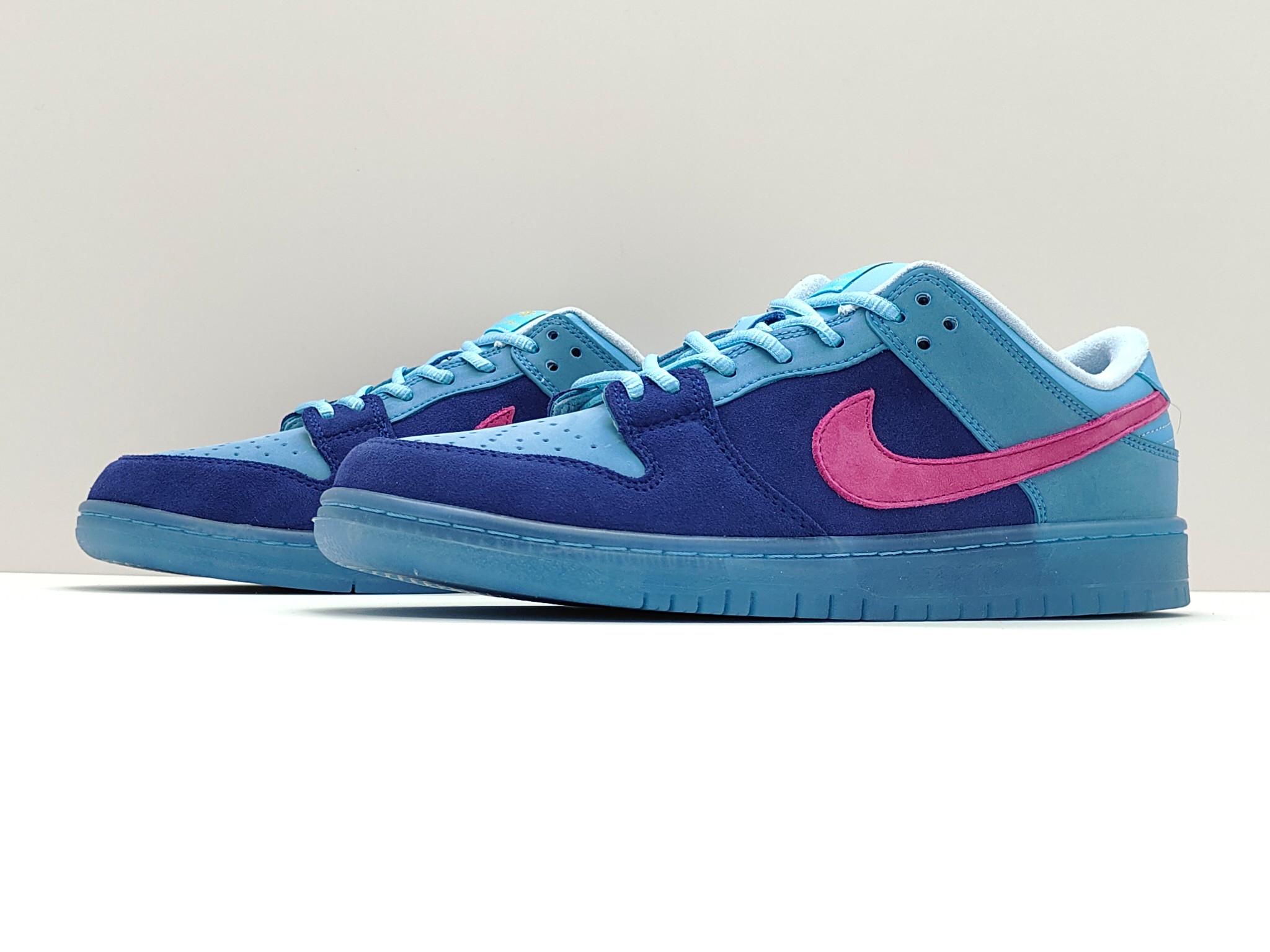 Nike Dunk Low blue fur