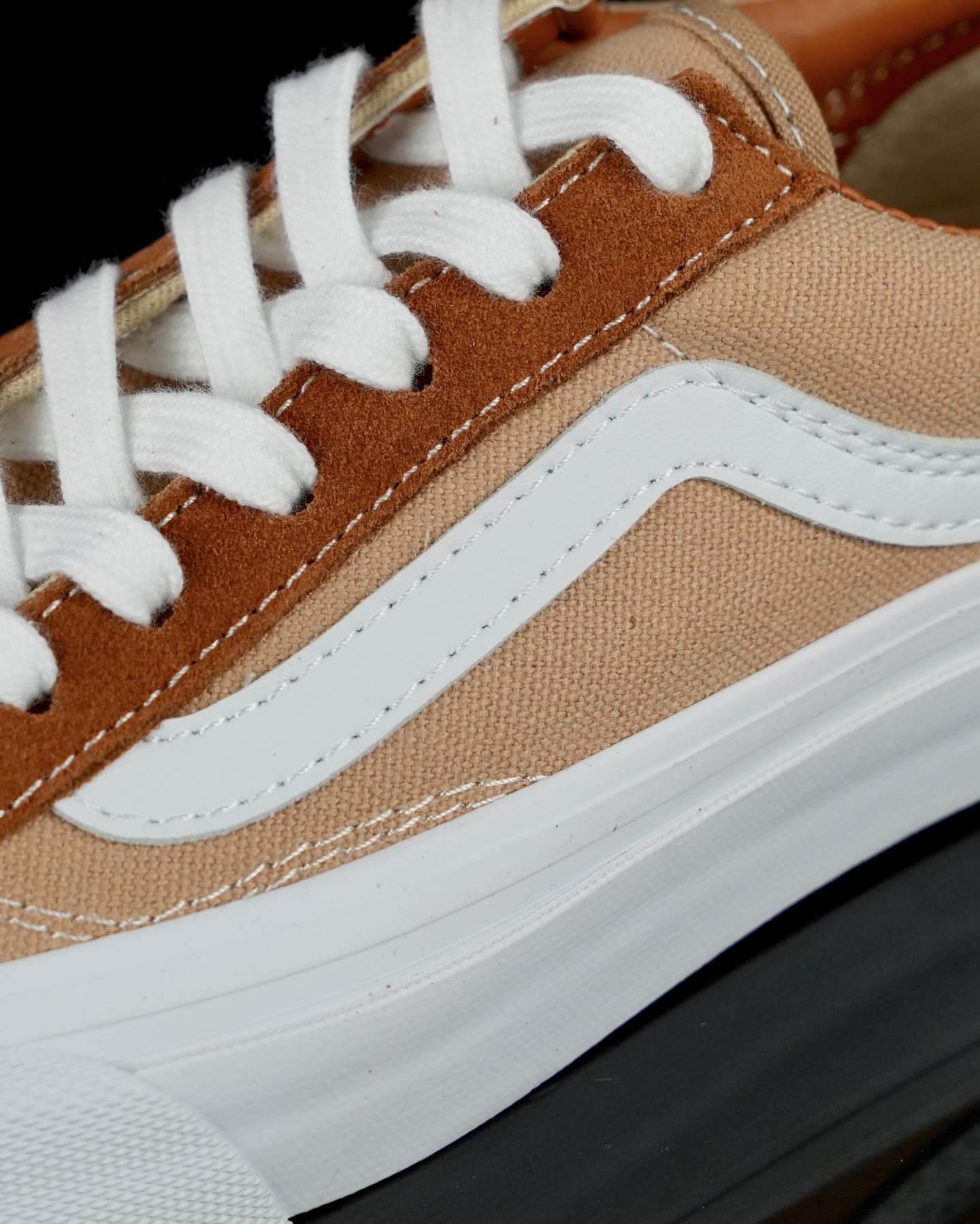 Vans Old Skool LX 36VT orange VN000D57TBR