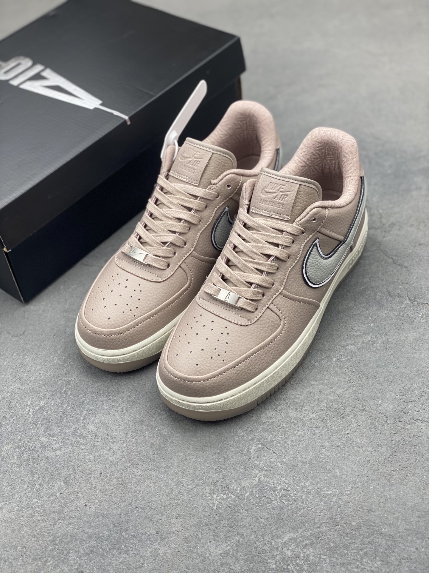 Nike Air Force 1 Low HF4084-200