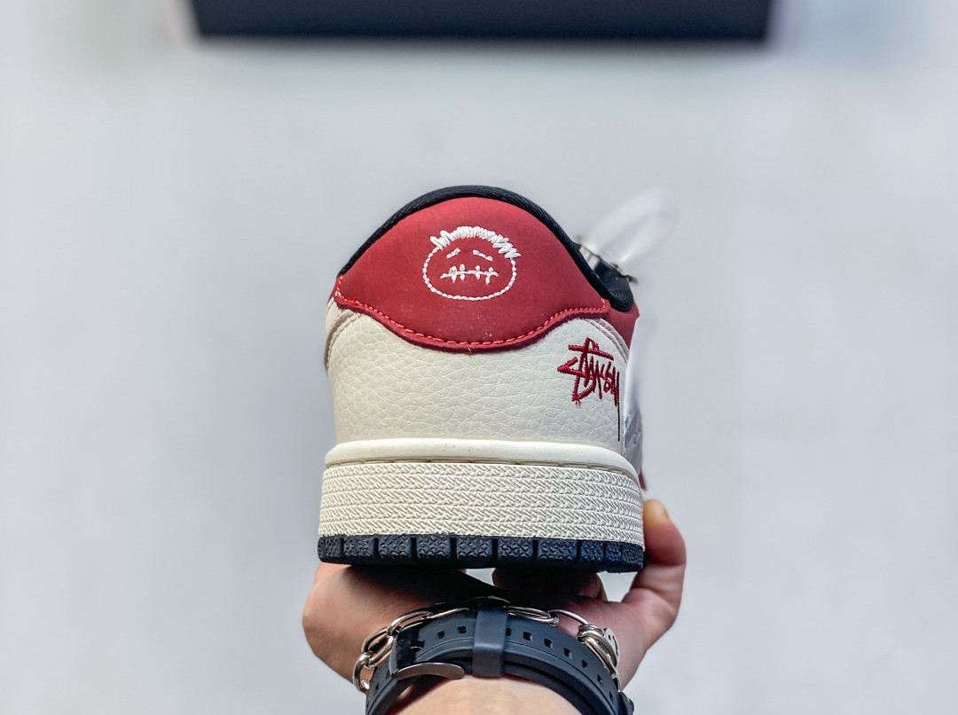 Nike Air Jordan 1 Travis Scott x Stussy wine