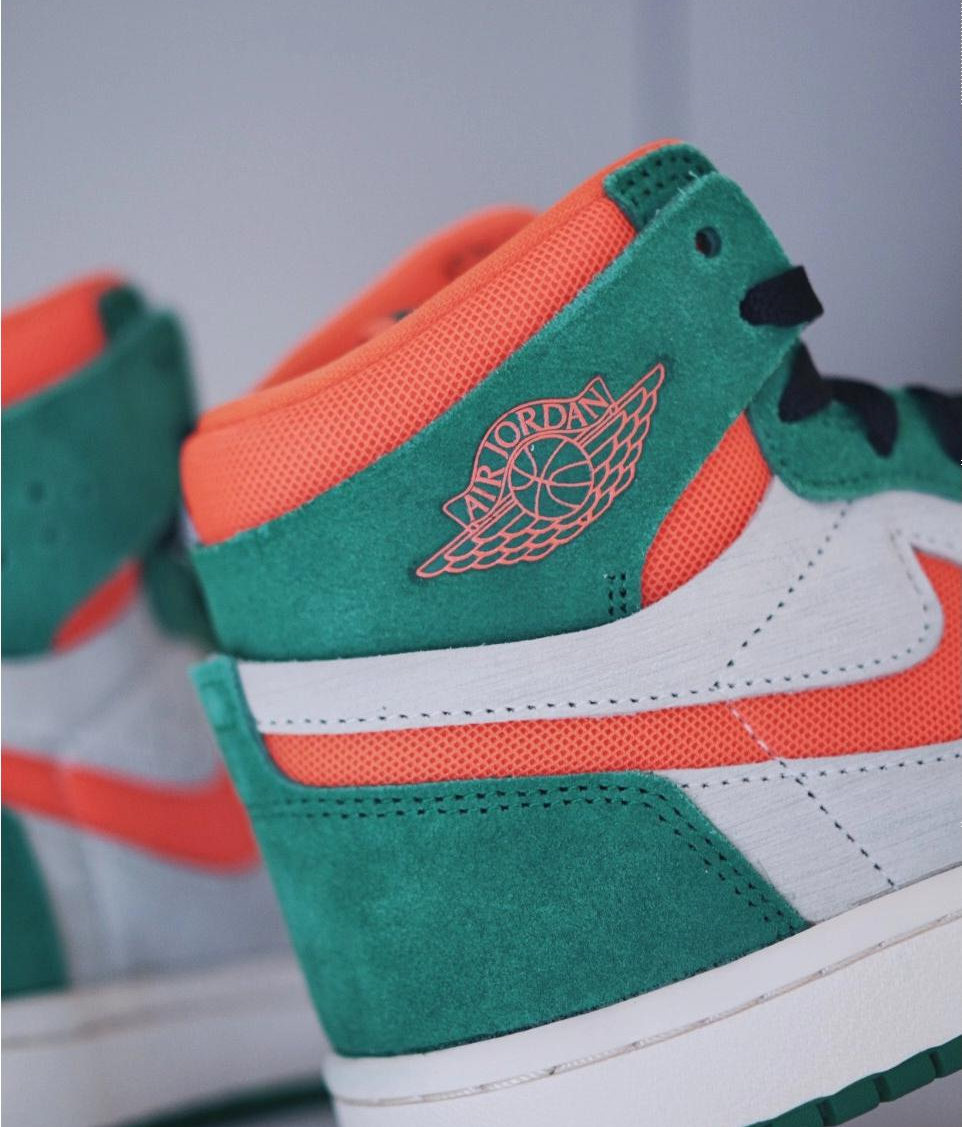 Nike Air Jordan 1 Retro High OG green white