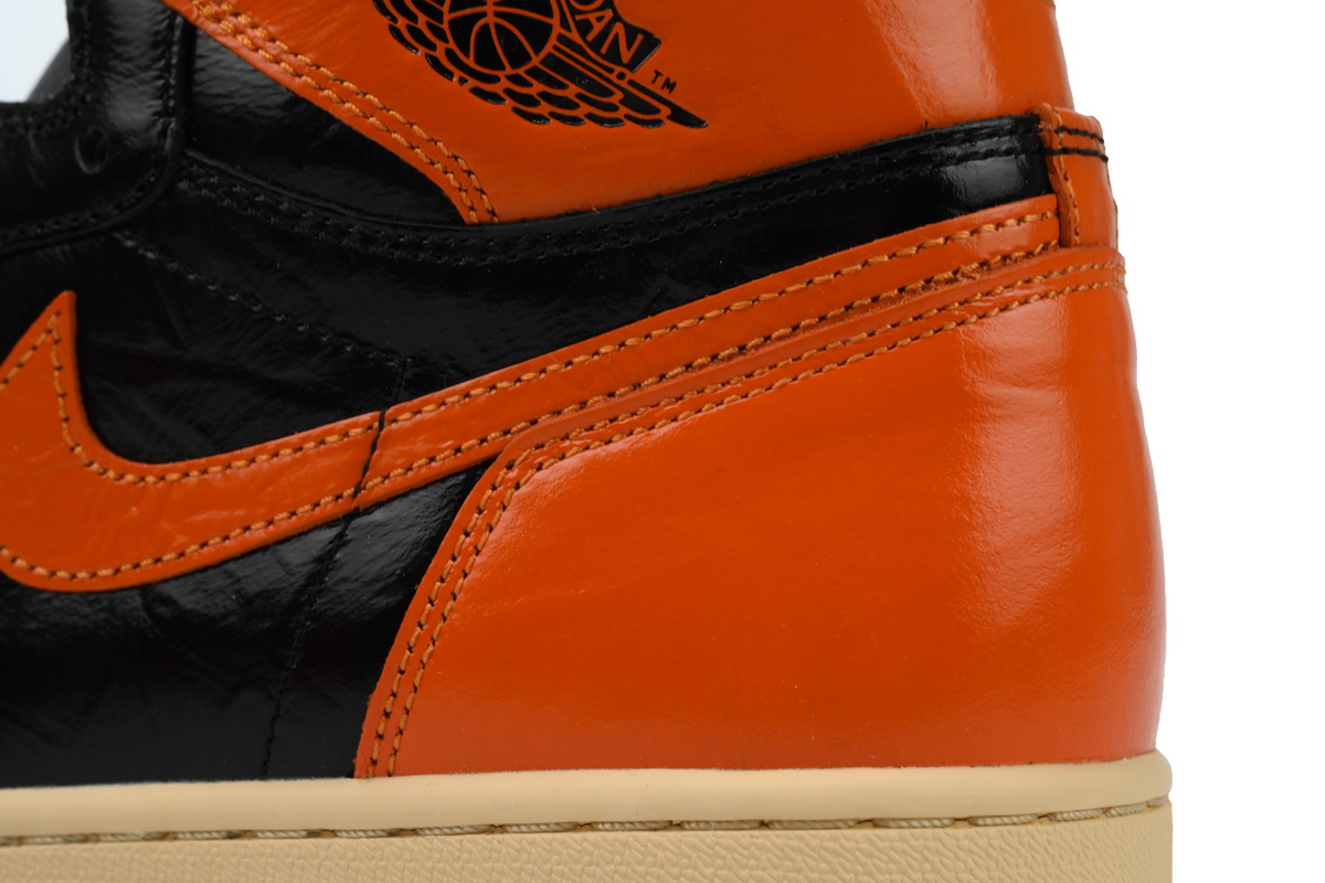 Nike Air Jordan 1 Retro High OG purple gold