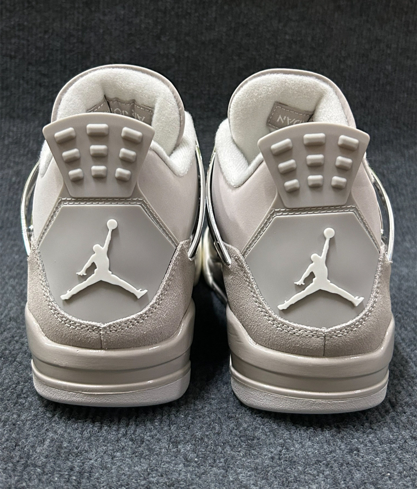 Nike Air Jordan 4 Silver plating