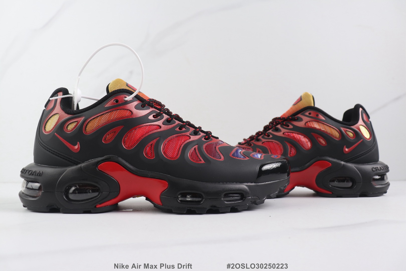 Nike Air Max Plus Drift black red purple