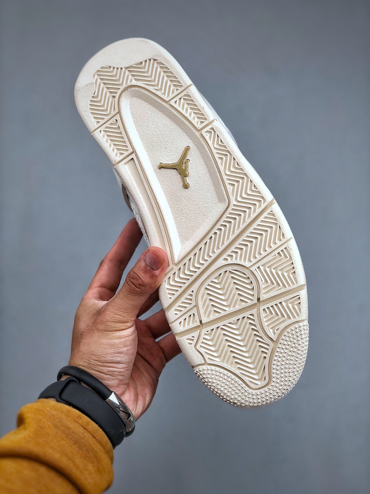 Nike Air Jordan 4 Metallic Gold