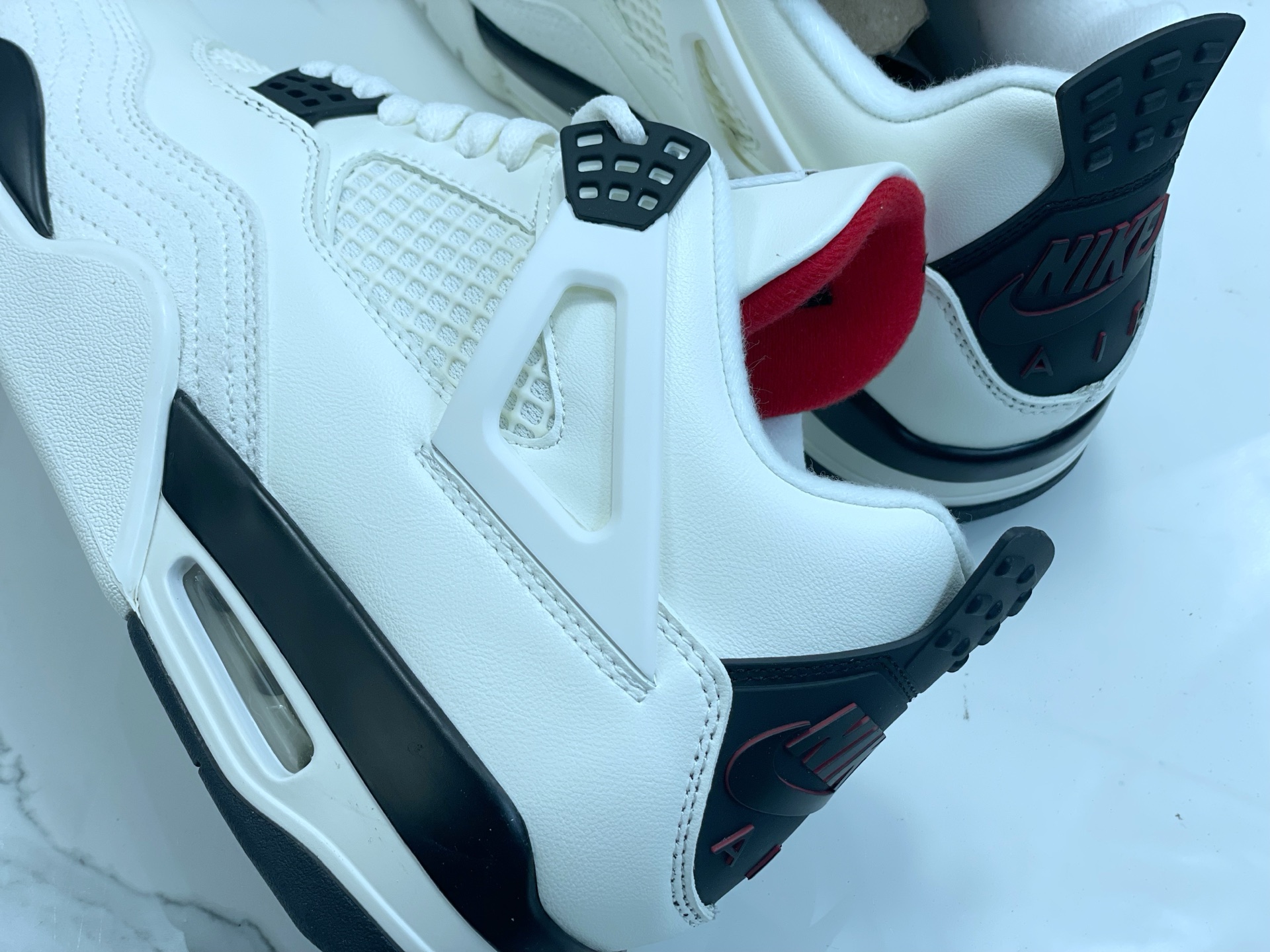 Nike Air Jordan 4 Retro Fight Club