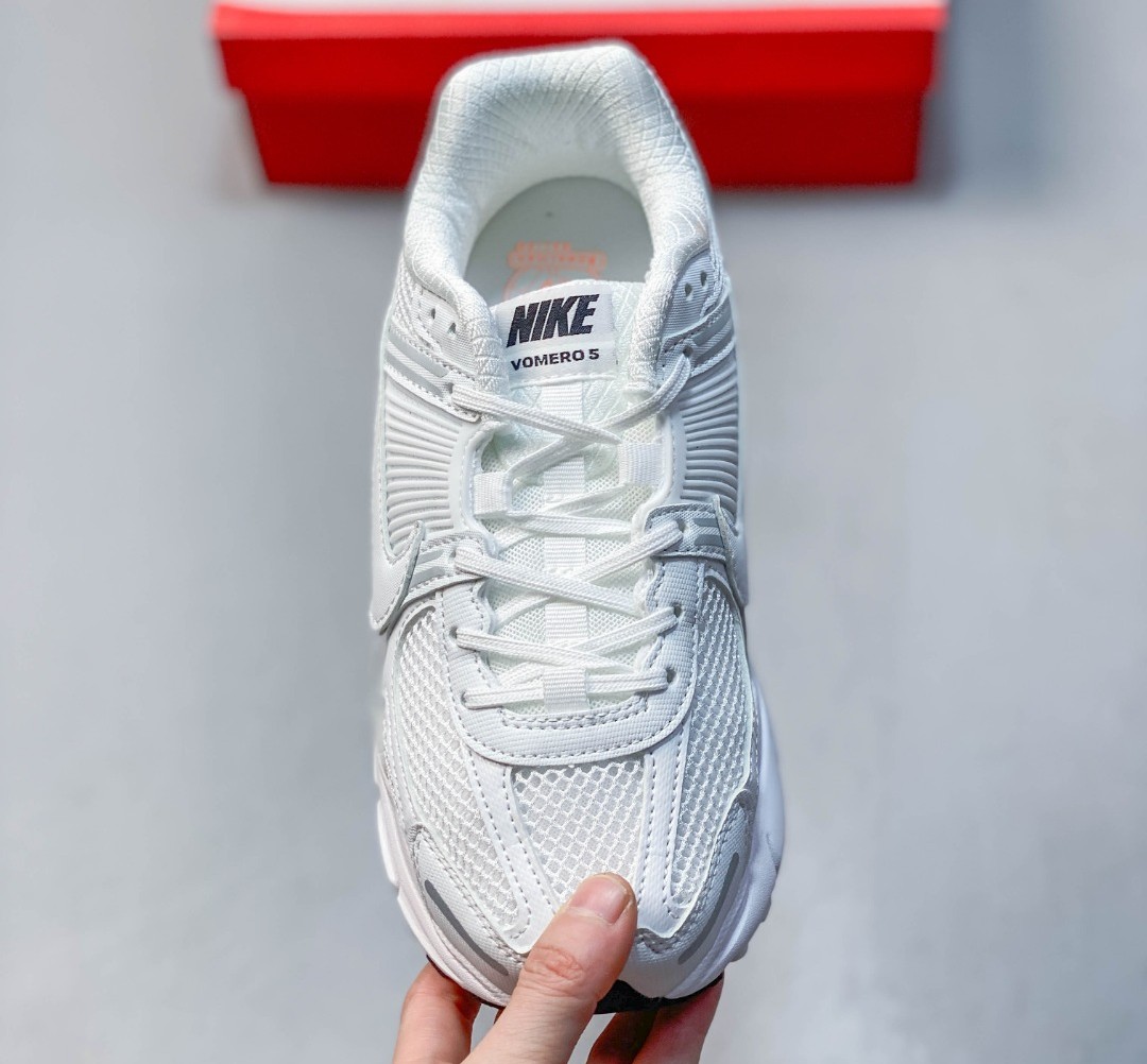 Nike Zoom Vomero 5 Vast Grey
