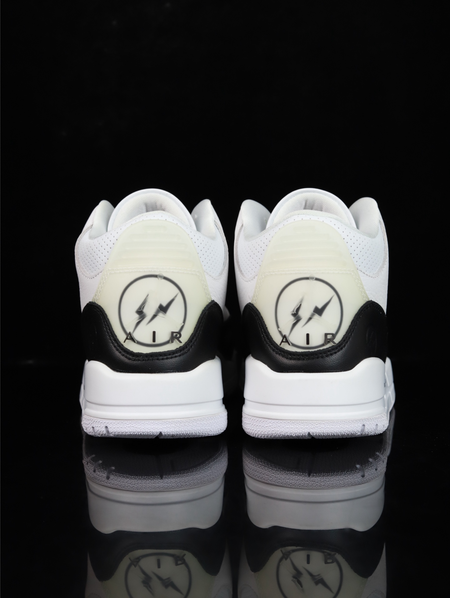 Nike Air Jordan 3 Retro SP Fragment