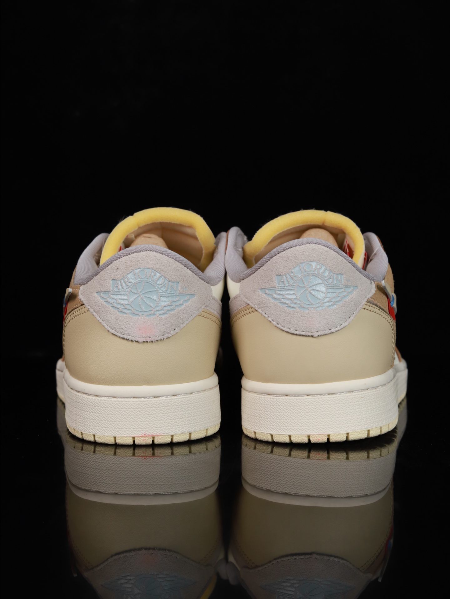 Nike Air Jordan 1 Low SE Craft "Inside Out"