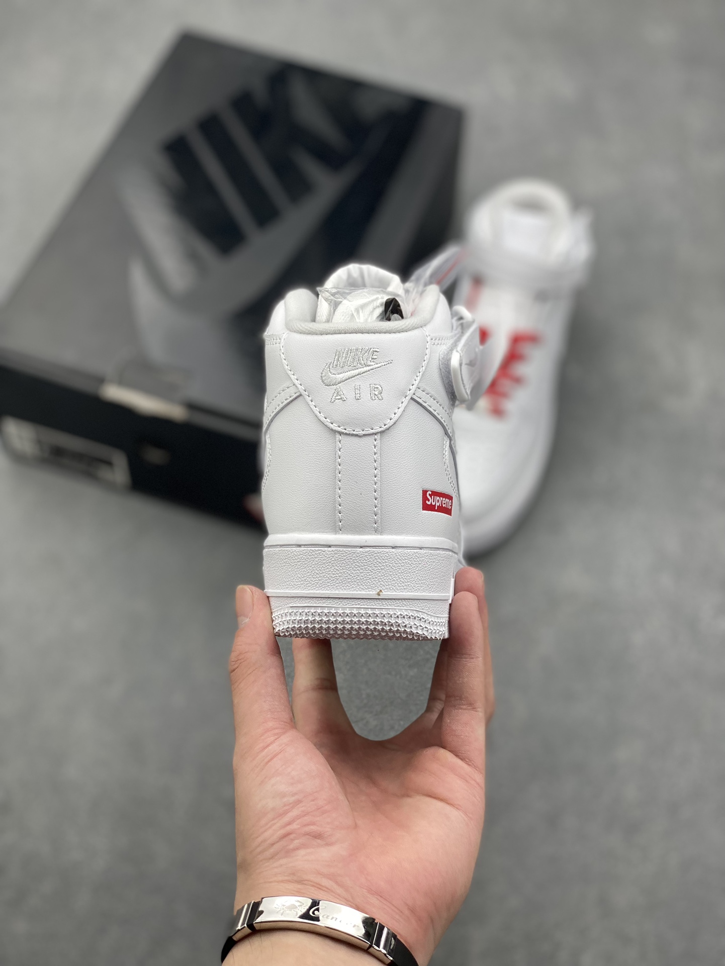 Supreme x Nike Air Force 1 Mid White