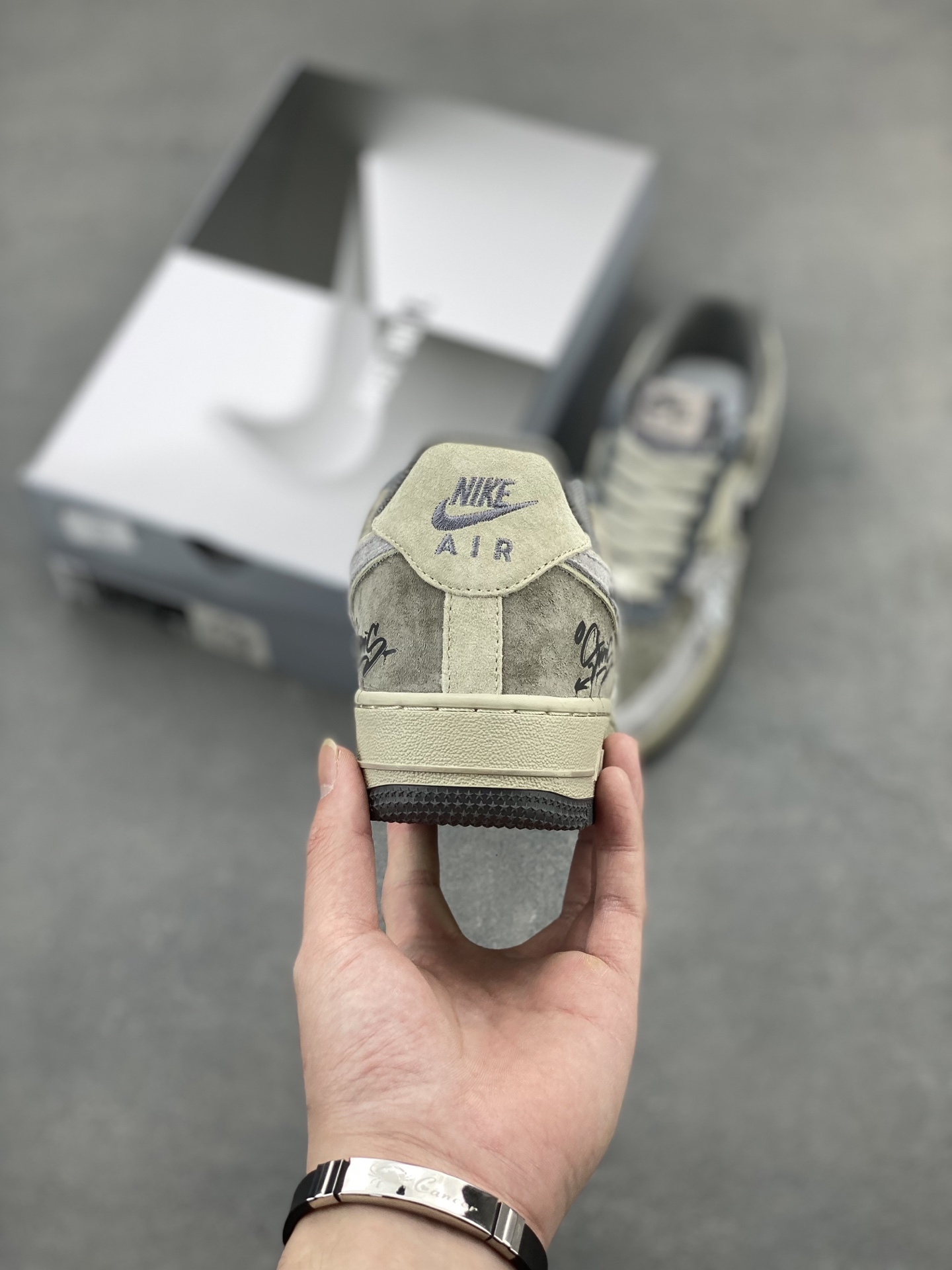 Nike Air Force 1 '07 Dark Skull