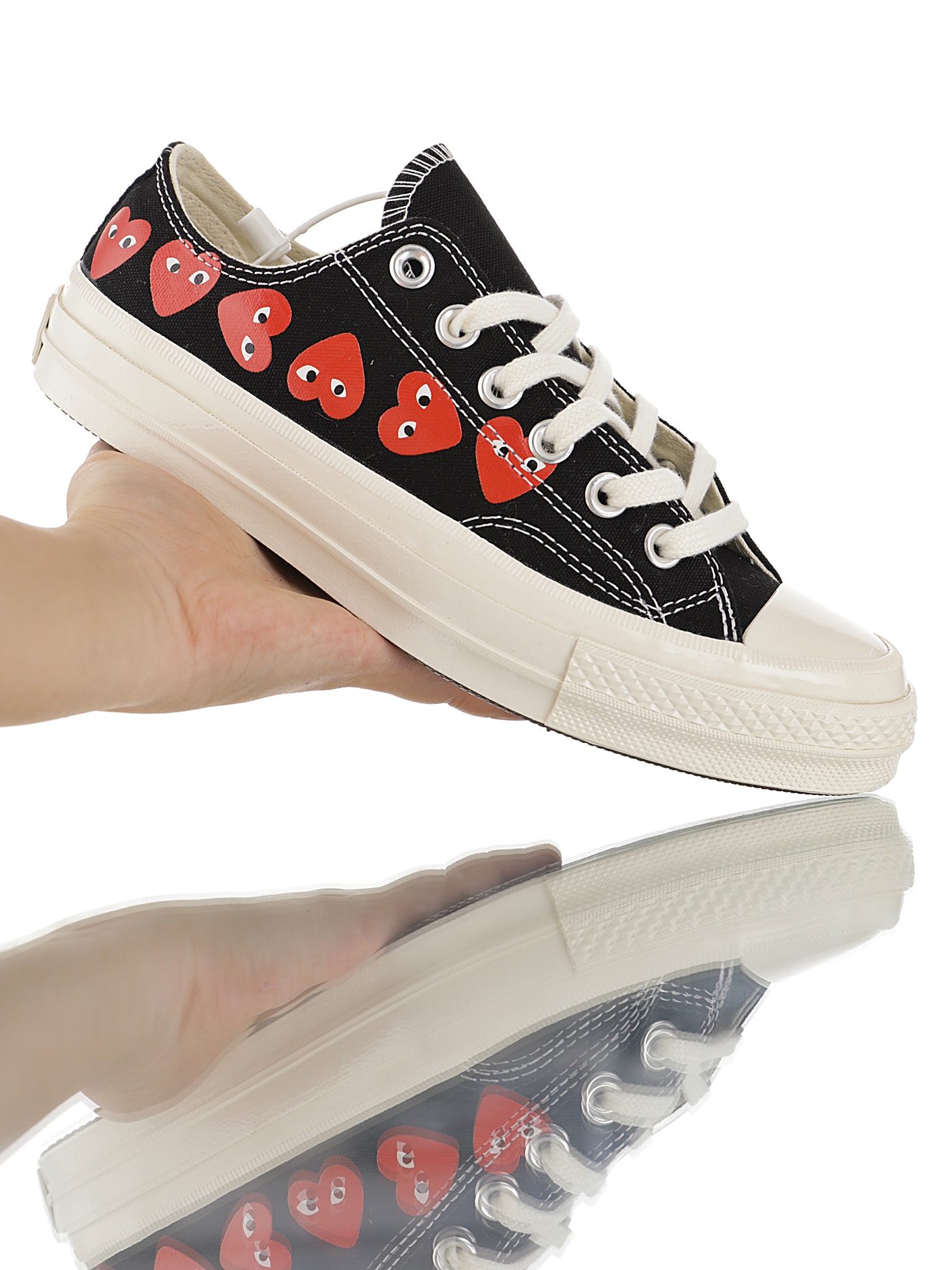 Play Comme des Garçons x Converse Multi Red Heart Black low