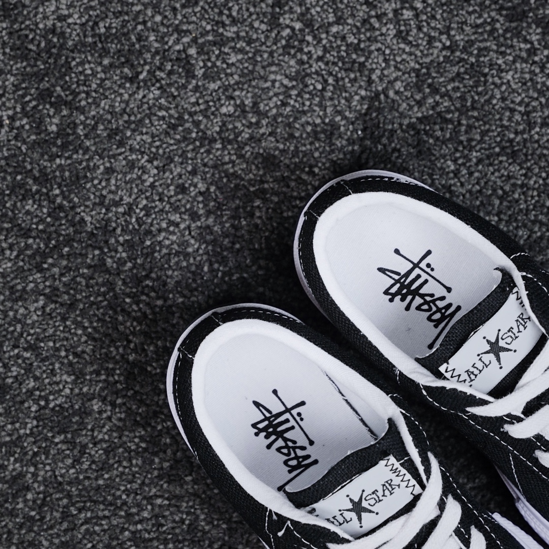 Converse One Star x Stüssy