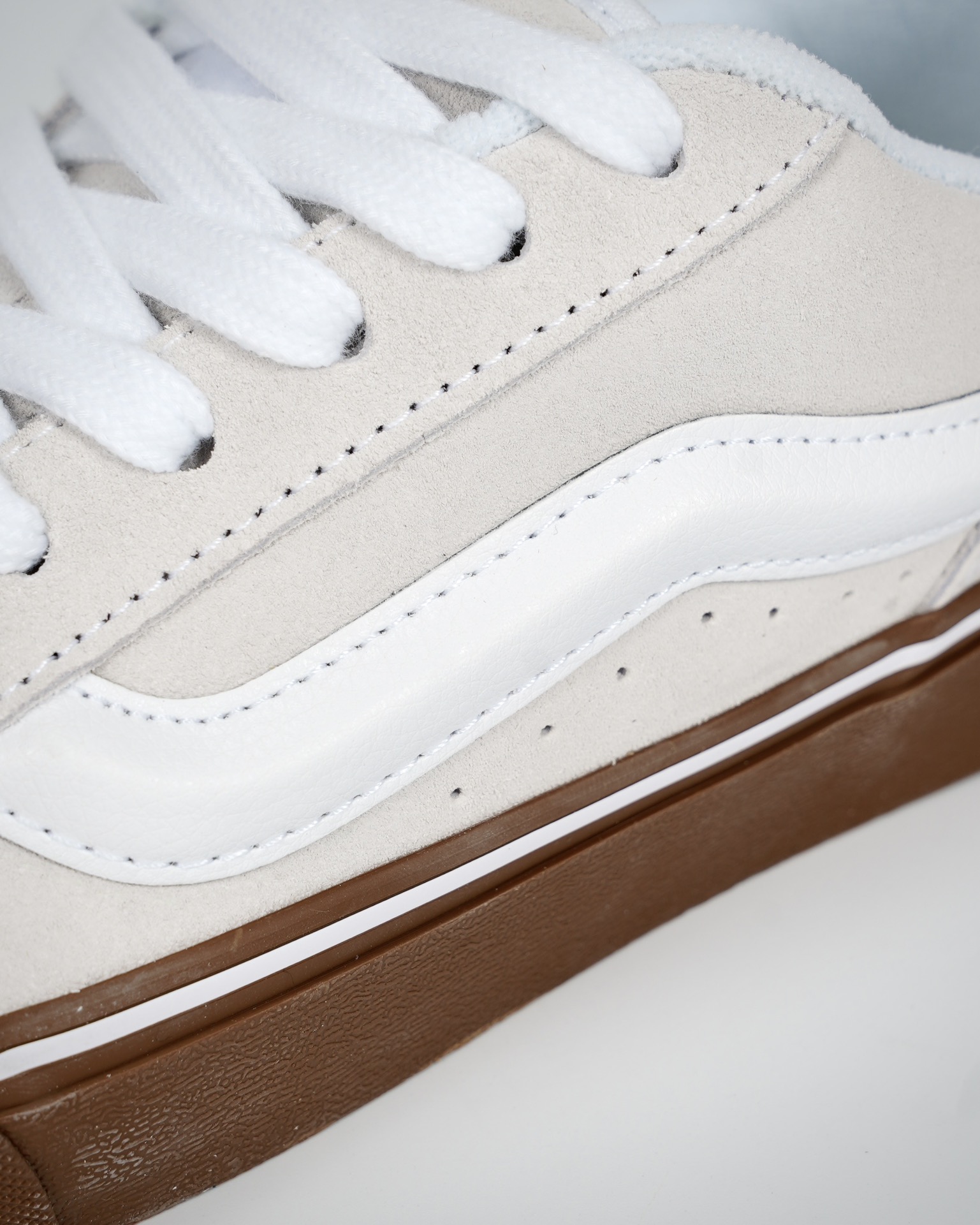 Vans Knu-Skool VR3 LX milk tea