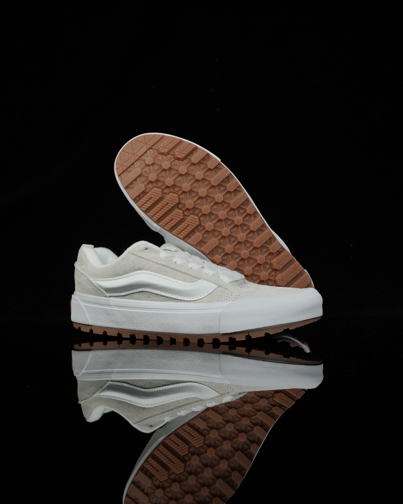Vans x Imran Potato Knu Skool beige