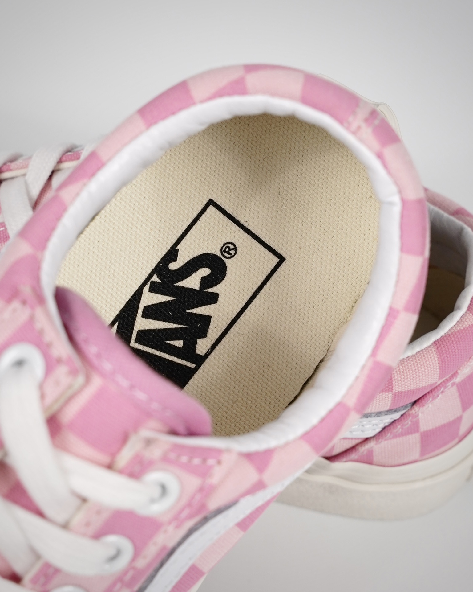 Vans Old Skool Peach Pink VN0A7Q2JZY2