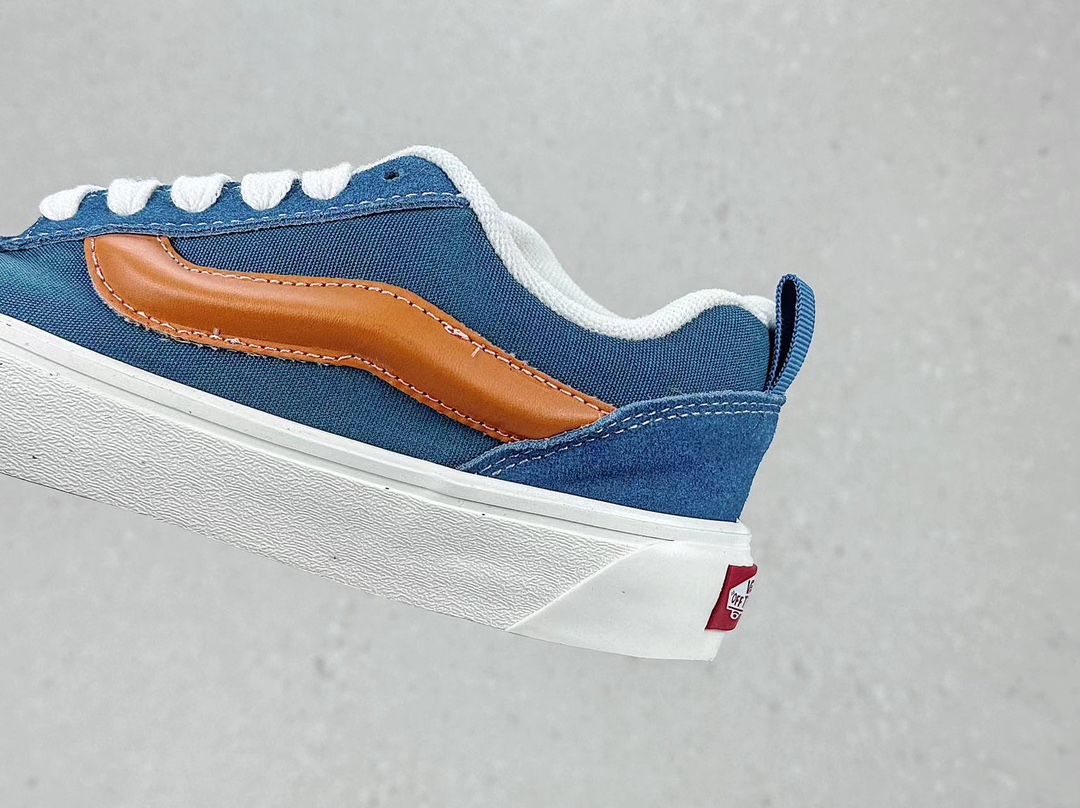 Vans Vault Knu-Skool VR3 LX blue orange