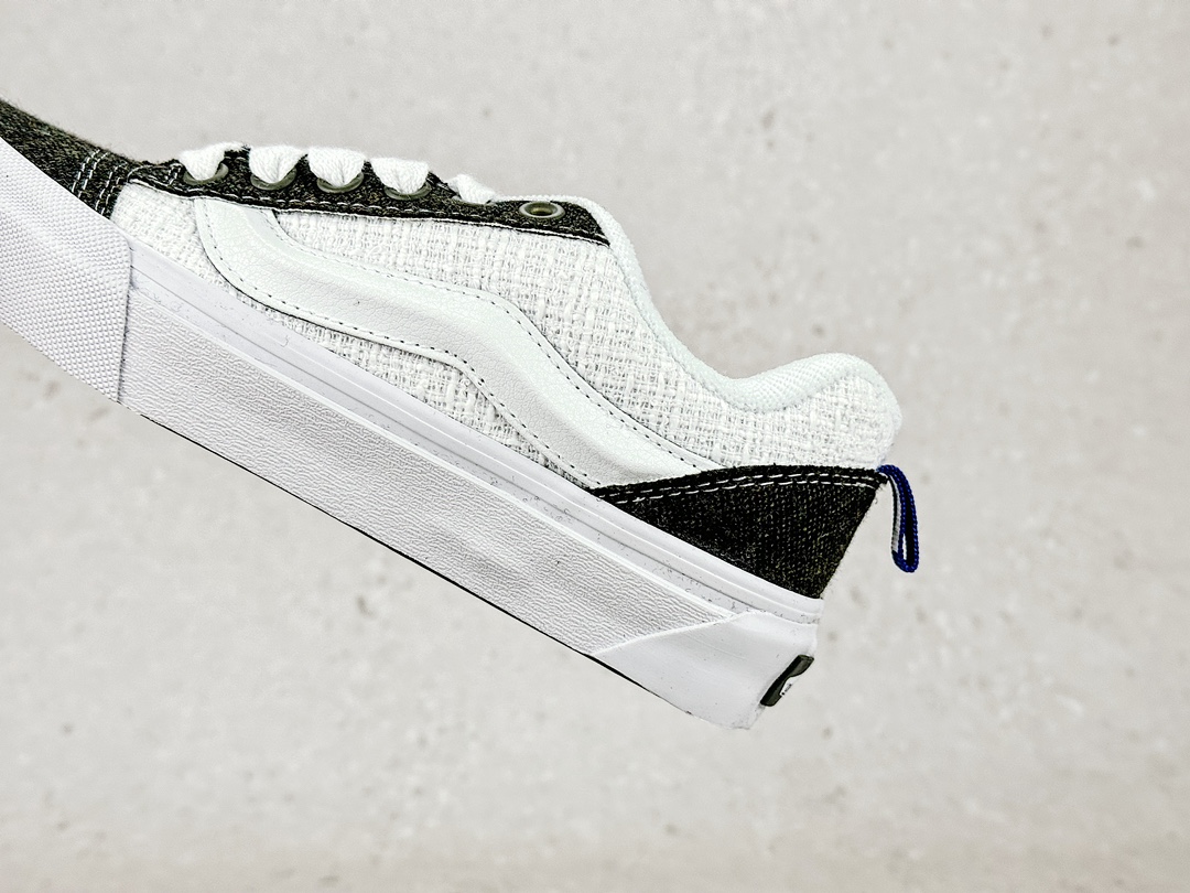 Vans Vault Knu-Skool VR3 LX VN0009QCY33