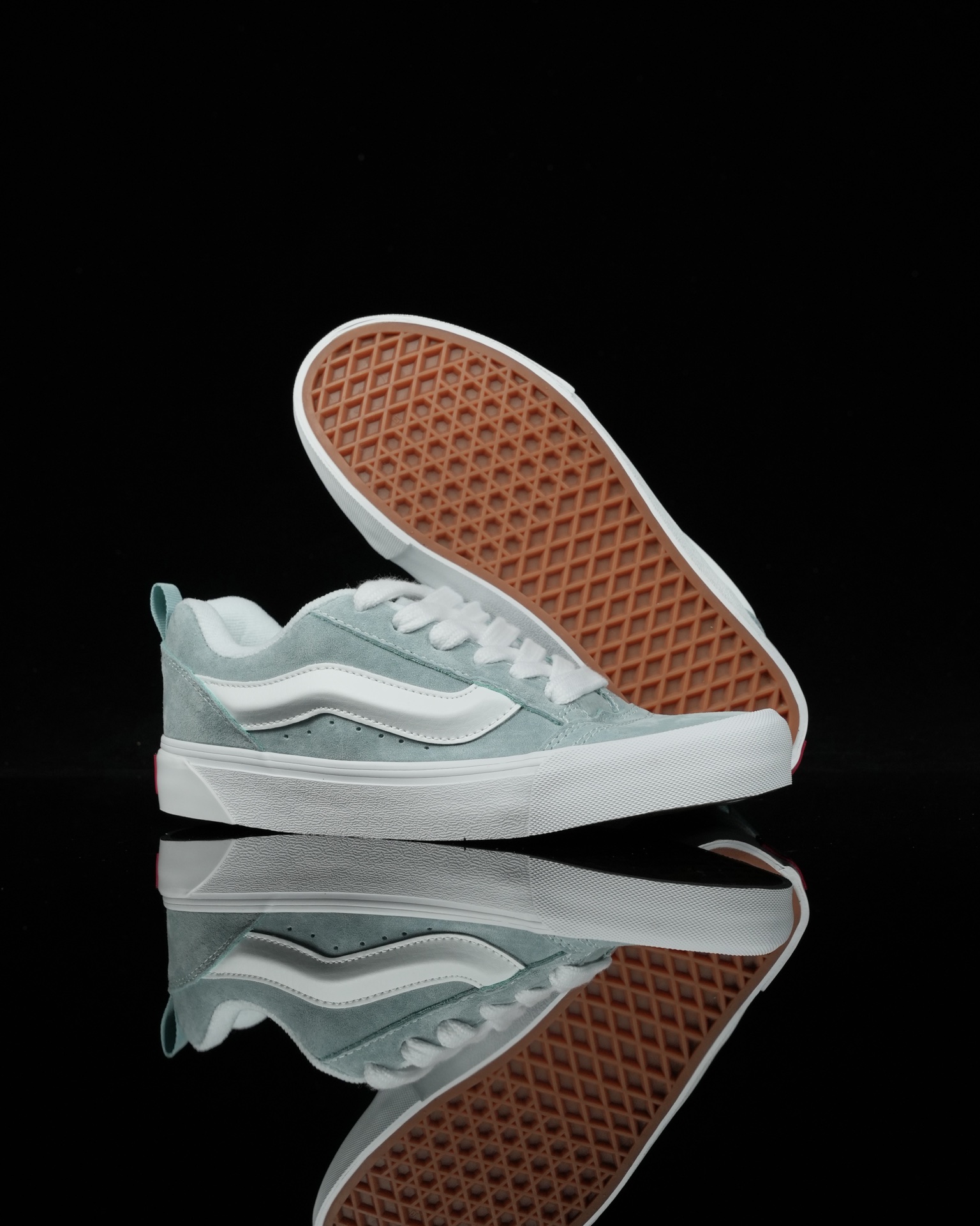 Vans Knu-Skool VR3 LX VN000CS0M81