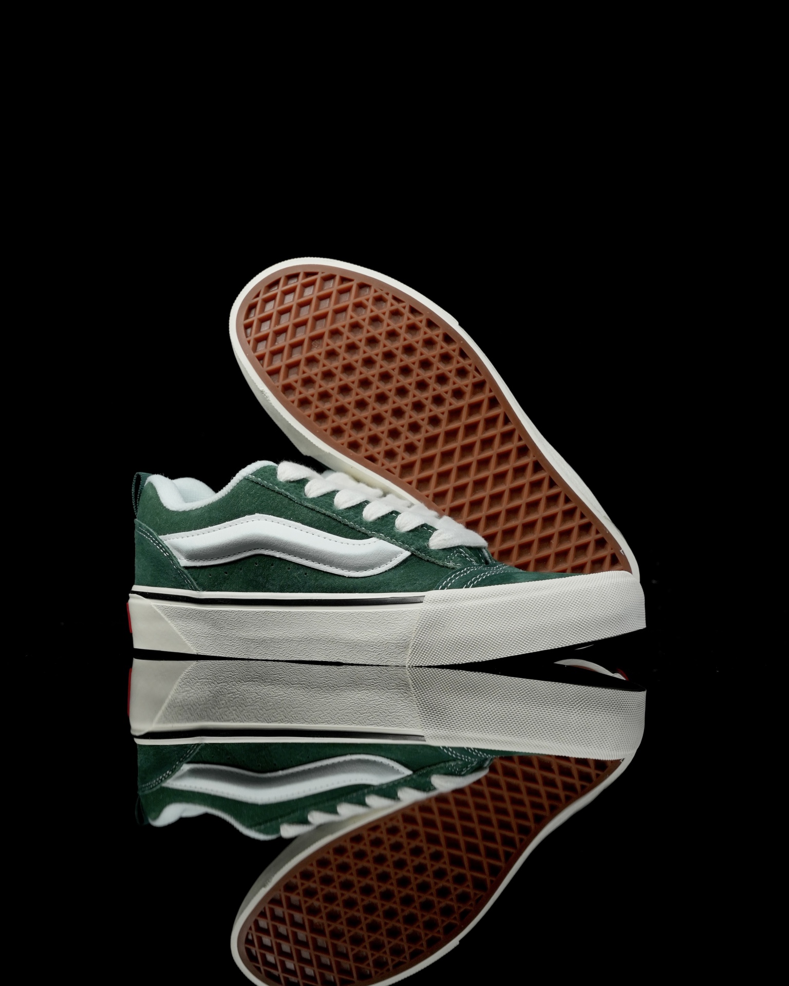 Vans Knu-Skool green style