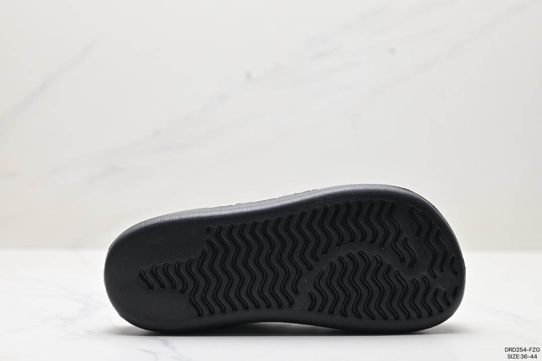 Adidas Adilette Clogs Mule black