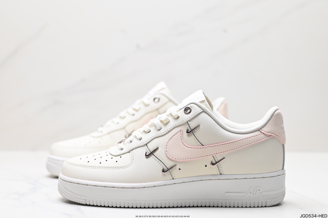 Nike Air Force 1 '07 guava ice