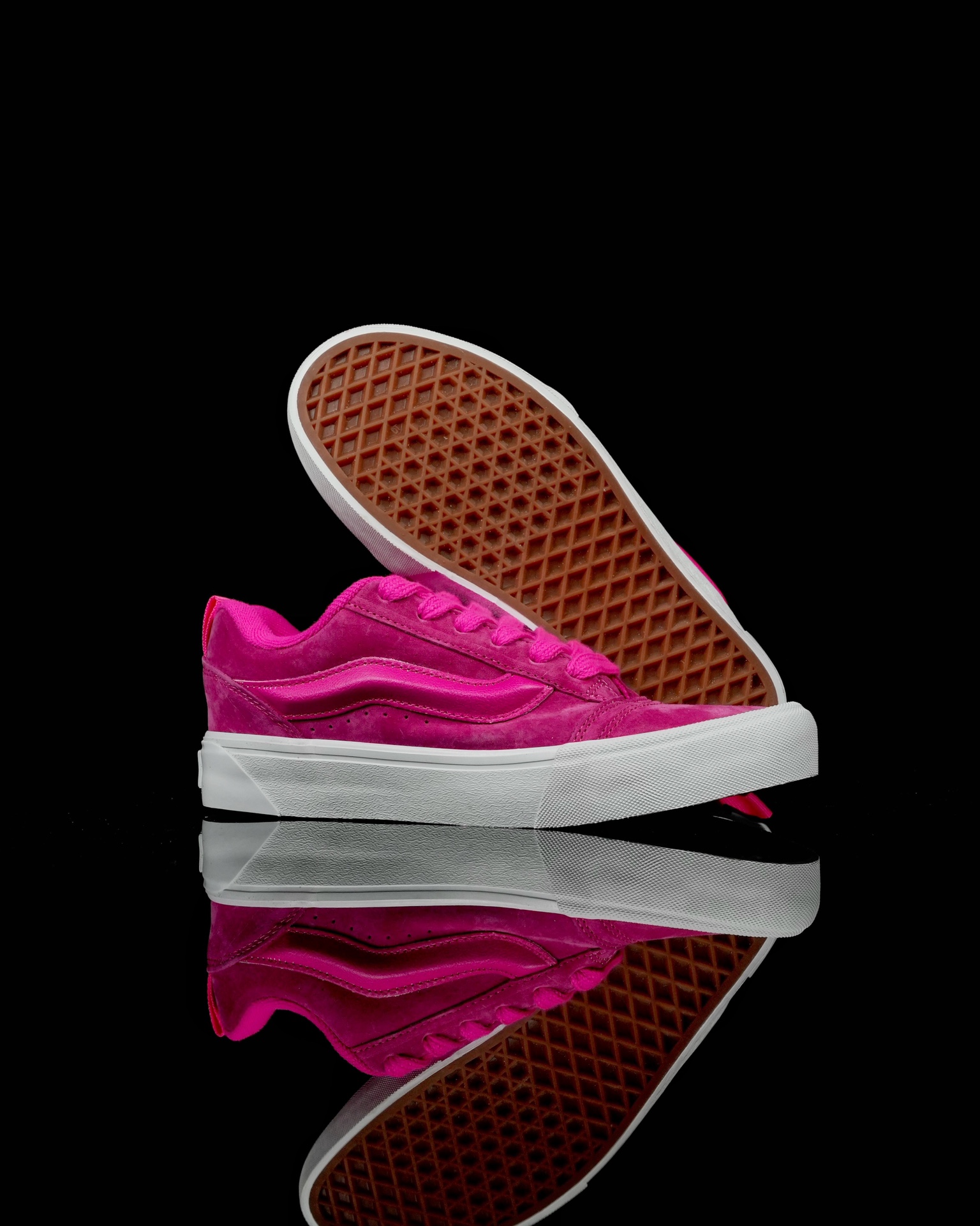 Vans Knu Skool Fire Dragon Fruit
