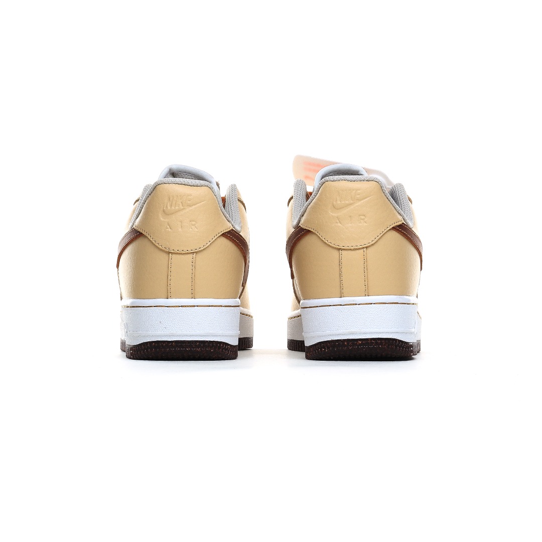 Nike Air Force 1 '07 sesame brown